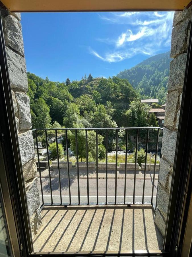 Hostal Ter Сеткасес Екстериор снимка